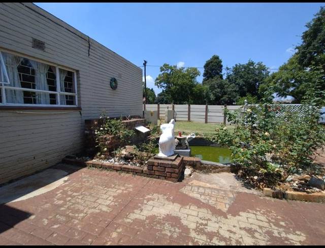 4 BEDROOM HOUSE FOR SALE IN KLIPRIVIER